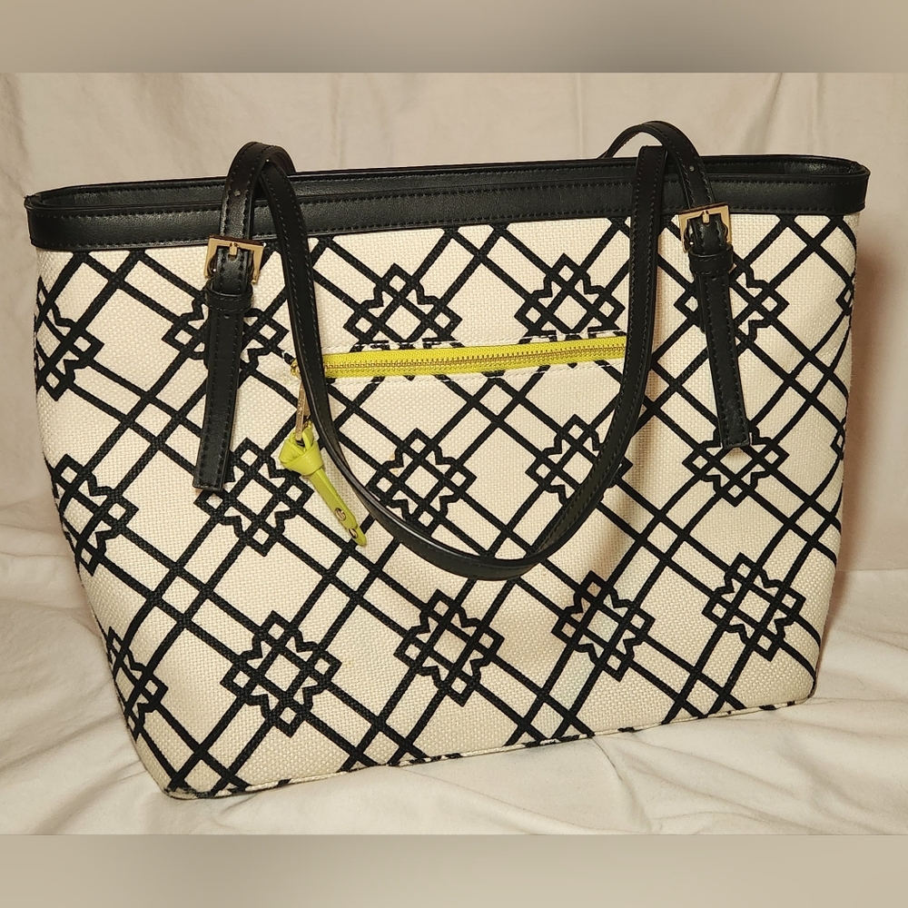 Spartina 449 Ivory/Navy/Lime‎ Tote - Picture 3 of 9